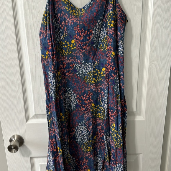 Floral old navy dress - Picture 3 of 5